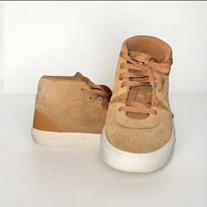 Jordan Mid Tan Sneakers